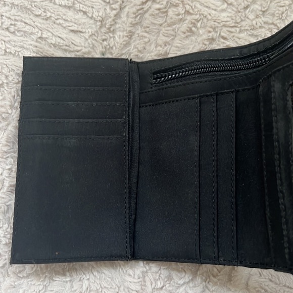 Nine West wallet - Picture 8 of 16